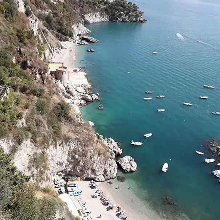 ベッド・アンド・ブレックファスト Rifugio Stellato