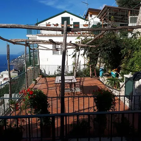 ベッド・アンド・ブレックファスト Rifugio Stellato